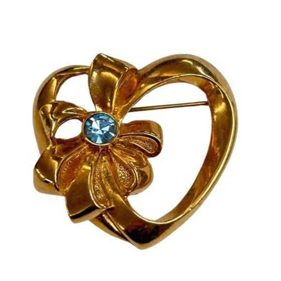 Vintage Signed Avon Brooch Pin Goldtone Heart with Bow Blue Stone 1.5" - Picture 1 of 5